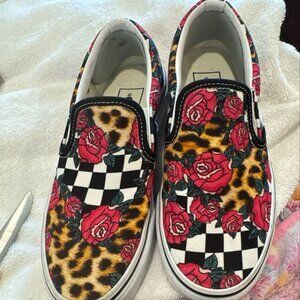 Vans Slip-On Sneakers – Women’s Size 5 – Rose Cheetah Print
